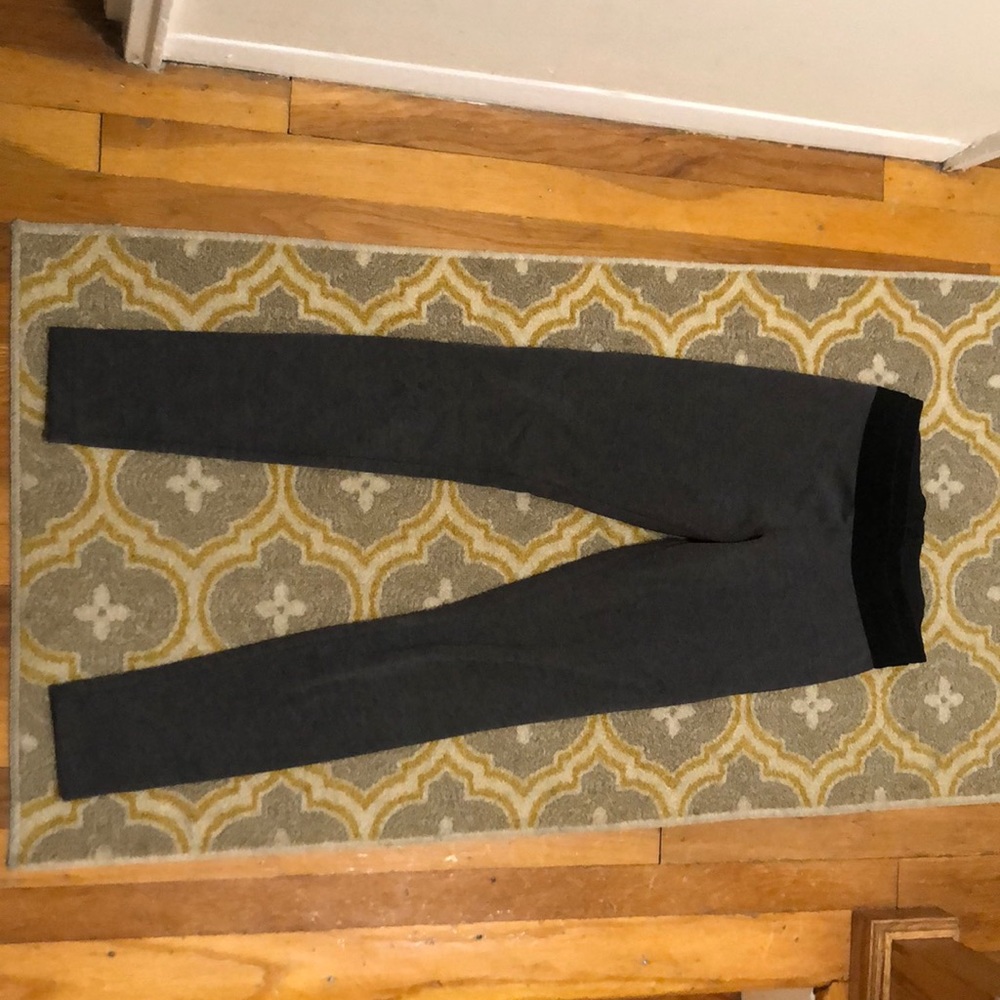 BCBG Maxazria Basic Grey Leggings XS